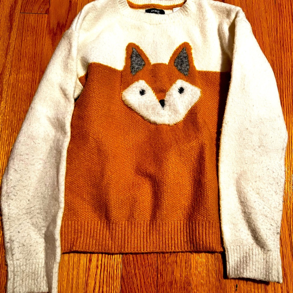 Adorable fox sweater size 10